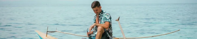 Mens Surf Shirts - Look Sharp!